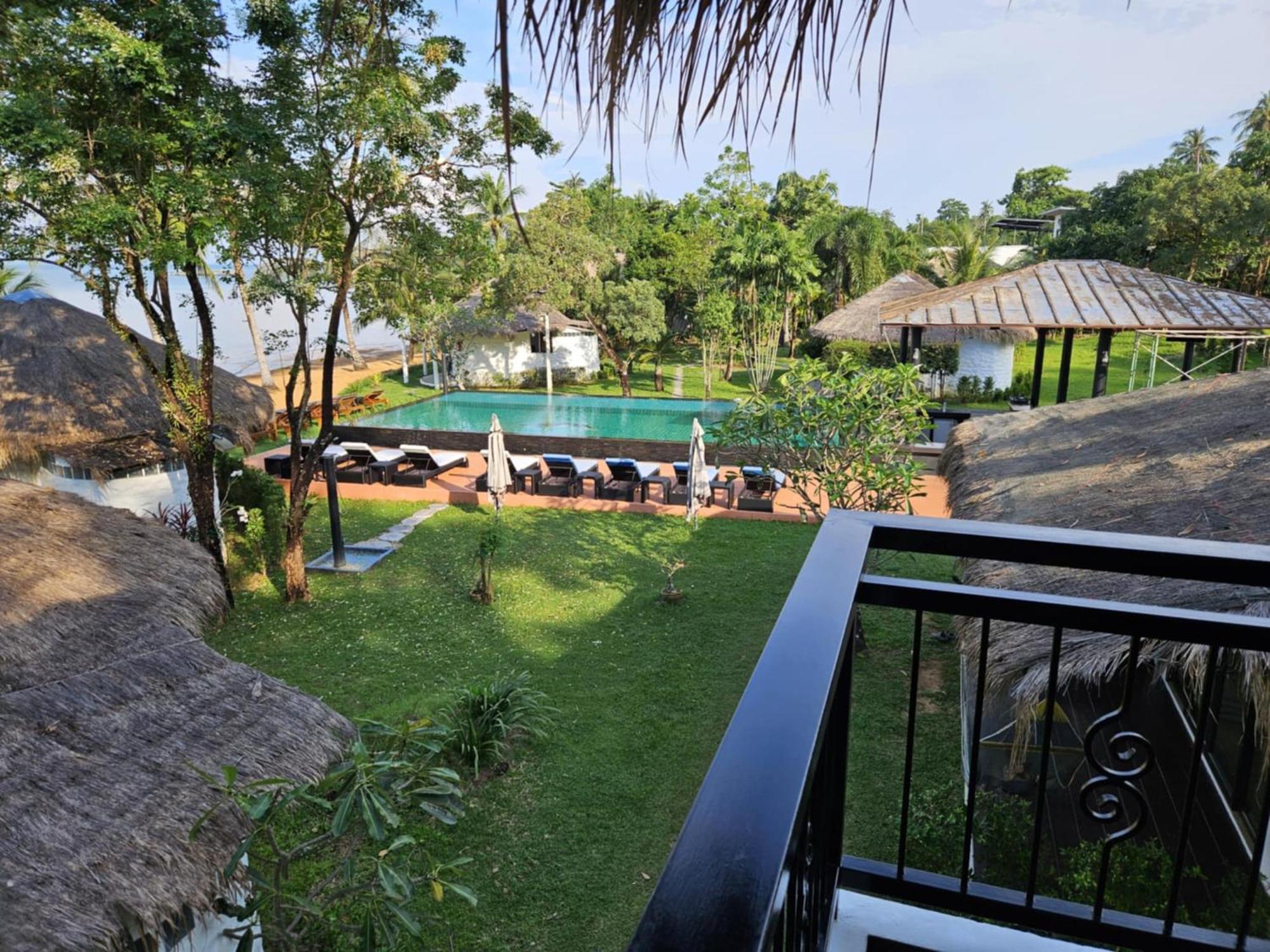 Sunrise Beach Resort Koh Chang Exterior photo