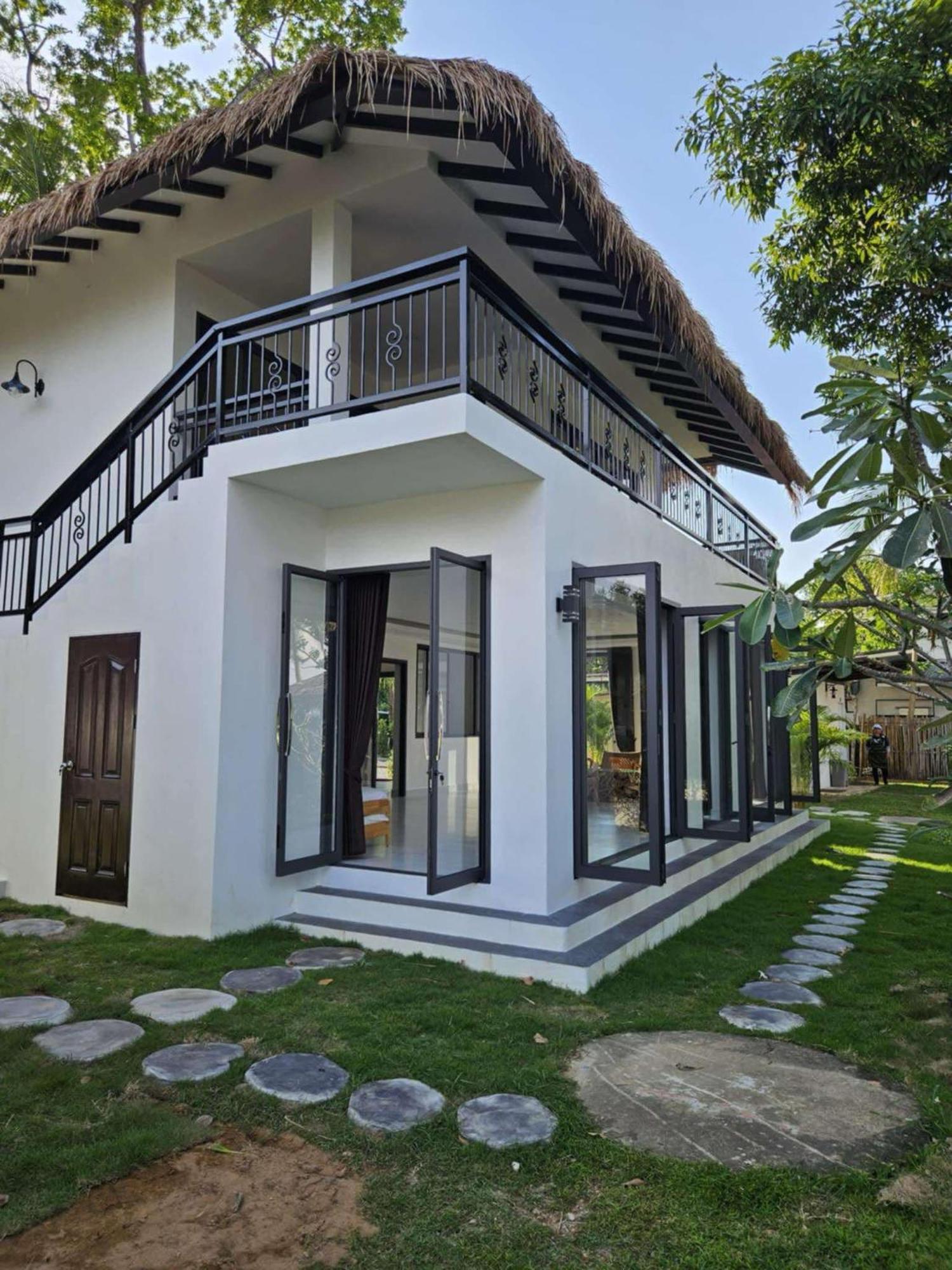 Sunrise Beach Resort Koh Chang Exterior photo